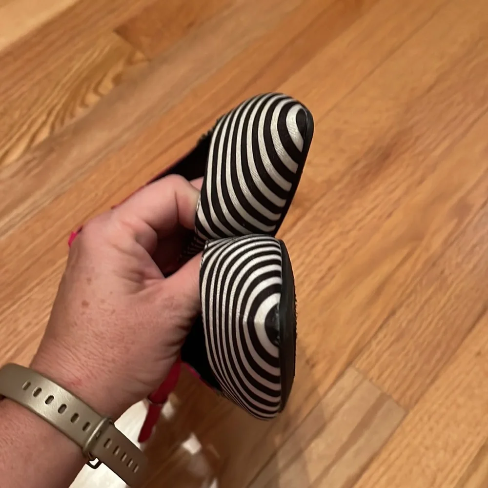 Cosmopolitan NWOT❗️D’orsay Ankle Strap Pointy Toe Shoes Flats with Pink - Picture 5 of 9